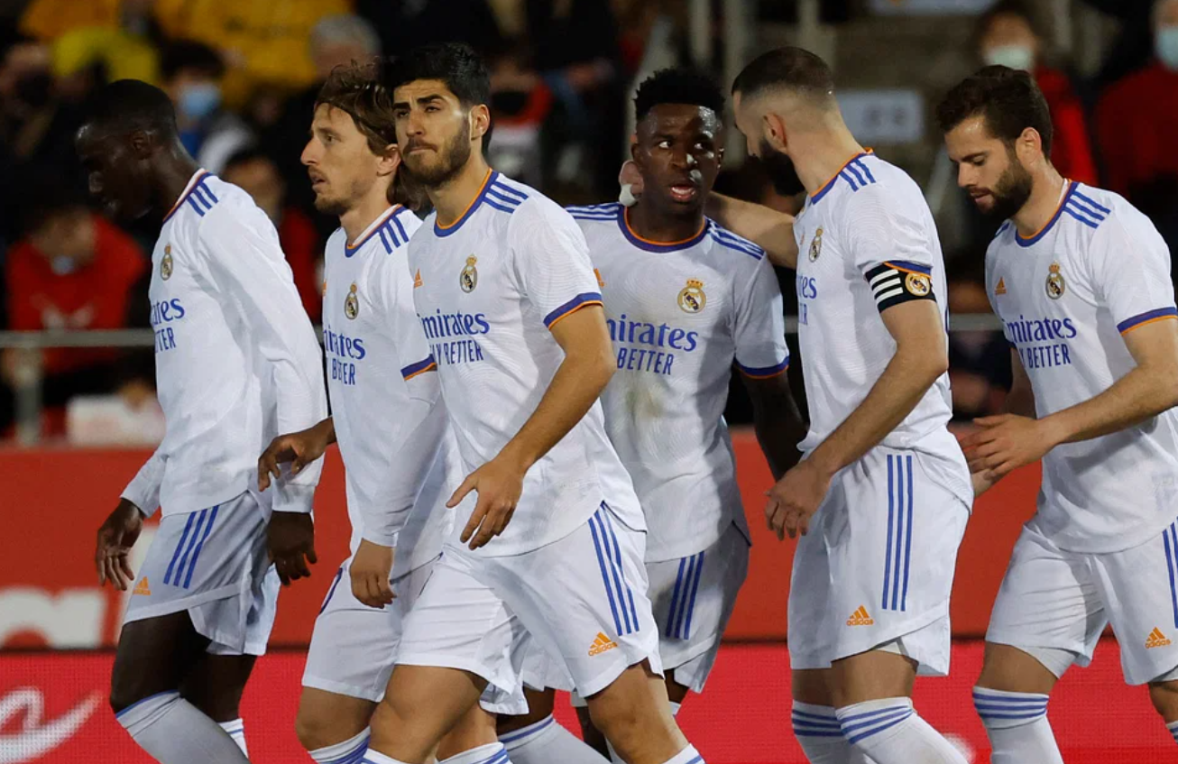 বার্সেলোনার বিপক্ষে যেমন খেলতে পারে বেনজেমাহীন রিয়াল মাদ্রিদ